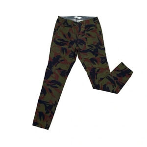 LL Bean, Woman’s Slim Utility Pants, Print Size 6